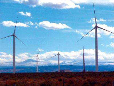 Wind turbines on Bridger Butte, west of Fort Bridger in Uinta County. Jeff Gearino photo, Casper Star-Tribune.