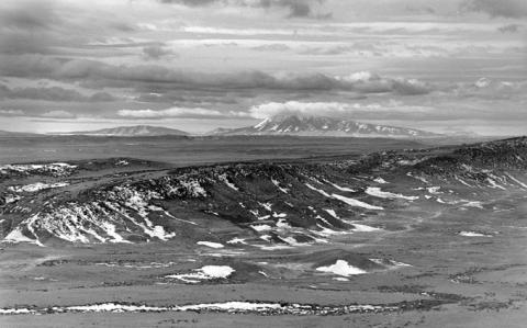 Como Bluff, where Union Pacific workers first found huge dinosaur bones in 1877. Casper Star-Tribune Collection, Casper College Western History Center.