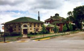 Niobrara County library and courthouse, 2005. Geoff Dobson, Wyoming Tales and Trails