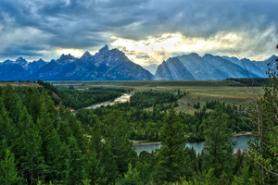 The Tetons from the Snake River Overlook in Jackson Hole. Wikipedia.