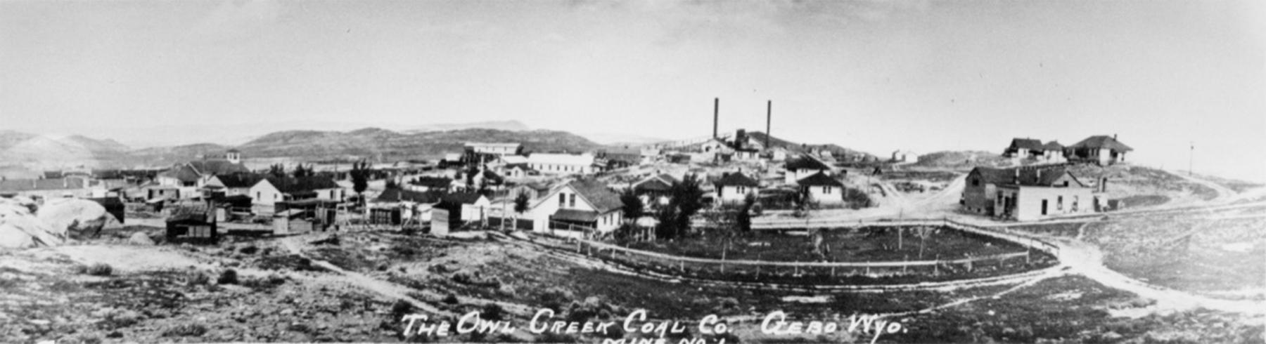 Production at the Owl Creek Coal company mine in Gebo, shown here, peaked in 1920 at about 500,000 tons per year. That same year, Congress passed the Mineral Leasing Act, institutionalizing the leasing of federal coal. Federal coal leasing had begun with this mine in 1912, as a way to keep the Crosby and Gebo mines open despite the fraudulent beginnings of their finances. American Heritage Center, University of Wyoming.