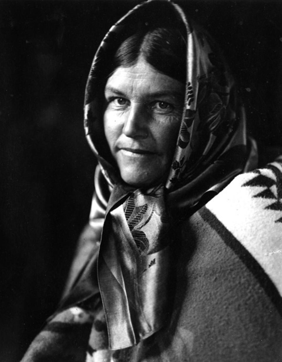 Ellen McAdams, Shoshone, 1913. Joseph Dixon photo, Wyoming Veterans Memorial Museum. 