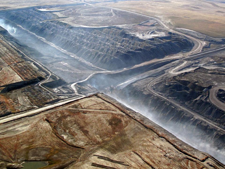 Coal mining today in Wyoming's Powder River Basin. Ecoflight