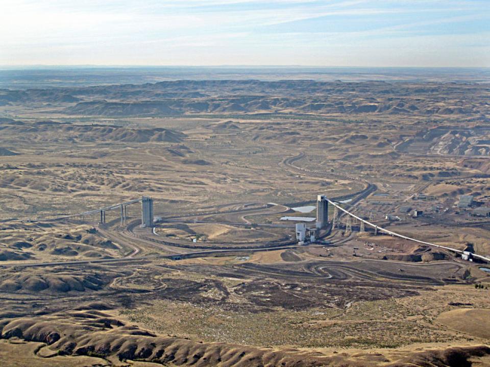 Loading facilities at a coal mine in Wyoming's Powder River basin. Ecoflight.