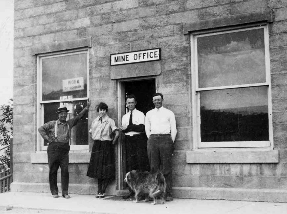 Staff at the Union Pacific Coal Company mine office in Reliance, 1923. Sweetwater County Museum photo.