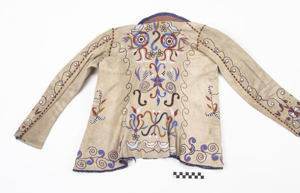 Dakota (Eastern Sioux) boy’s coat of deerskin, glass beads and wool trim. Did one of Thomas Twiss’s youngest sons wear this garment? NMAI, Smithsonian Institution, catalog number 10/8432. 