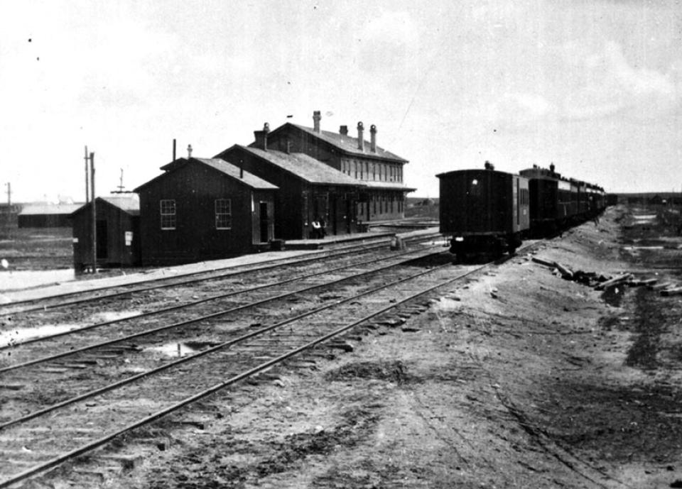 Cheyenne depot, 1869. W.H. Jackson, USGS photo.